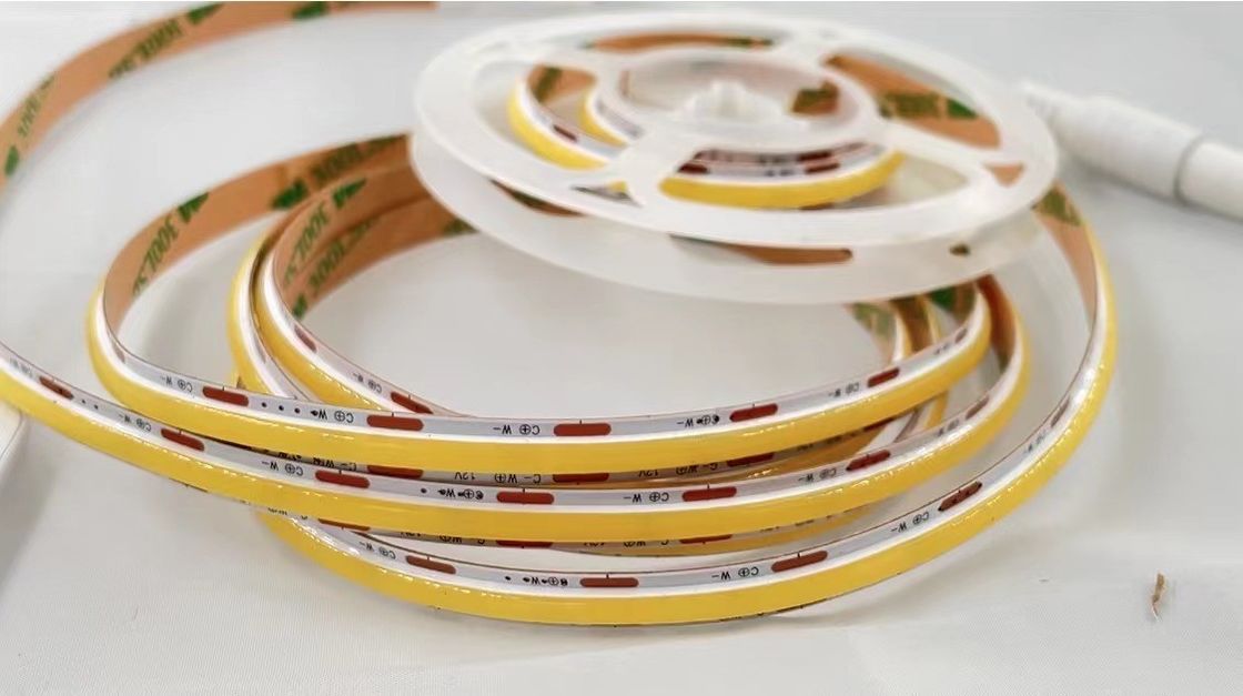 90 CRI COB 560leds CCT LED Dimmable Strip 8mm PCB para poupança de energia Iluminação ecológica na Europa