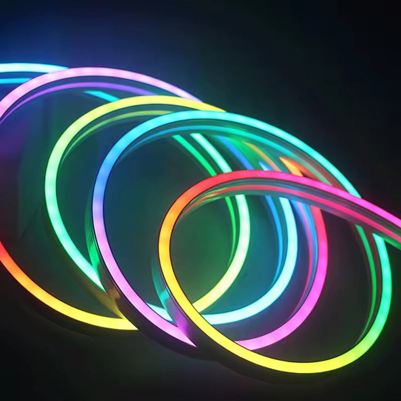 DIY Design Color Changing RGBIC 24V Silicone Tube Neon LED Strip Light Neon Rope para sala de jogos na Europa