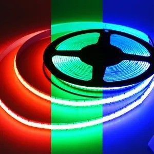 Faixa LED COB com 60000 horas de vida útil DC12V/24V CRI90 320LEDs/m 110lm/W