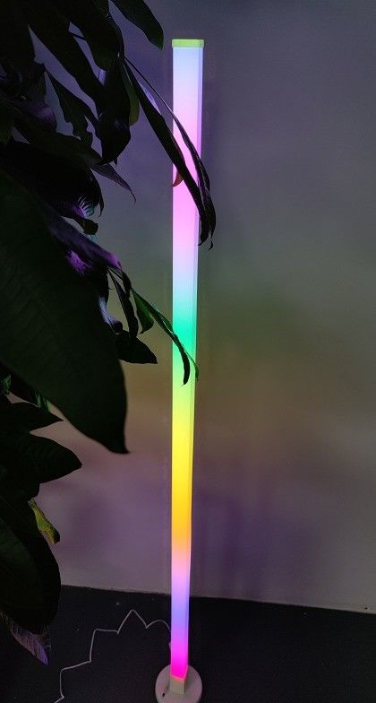 1.5M RGB Lâmpada de piso LED colorida de controle remoto para luz ambiente decorativa do quarto